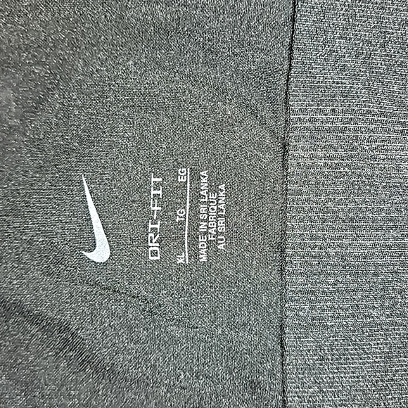 Nike sports bra - Picture 4 of 4
